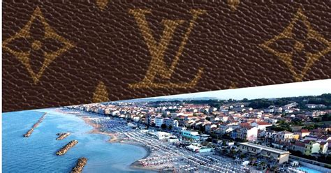 outlet louis vuitton civitanova marche|Moda: atelier Louis Vuitton a Civitanova per scarpe sportive.